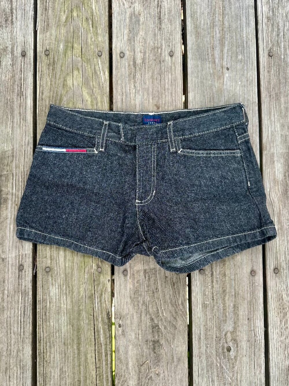Vintage 90’s Tommy Hilfiger Black Denim Short Shorts - Size 5